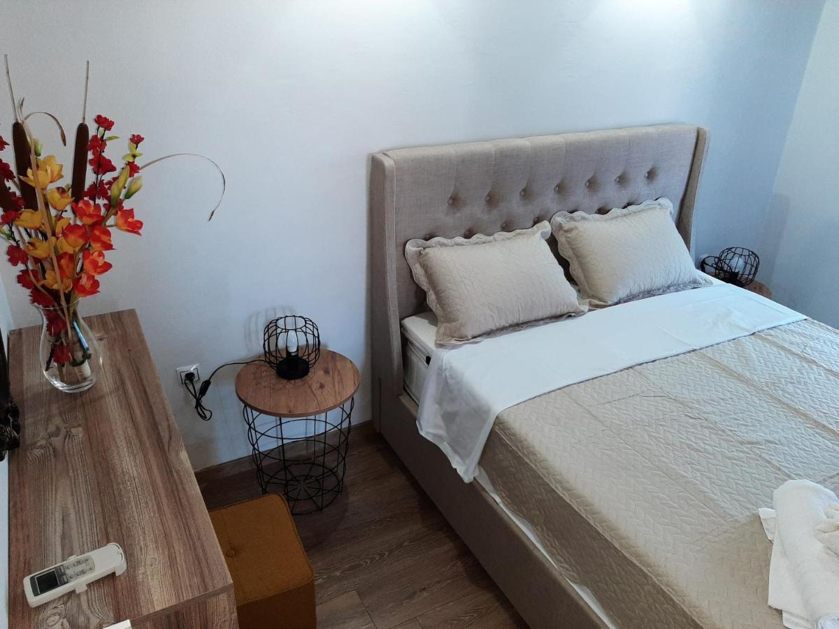 Granny'S Home Roussopoulio Ngoại thất bức ảnh